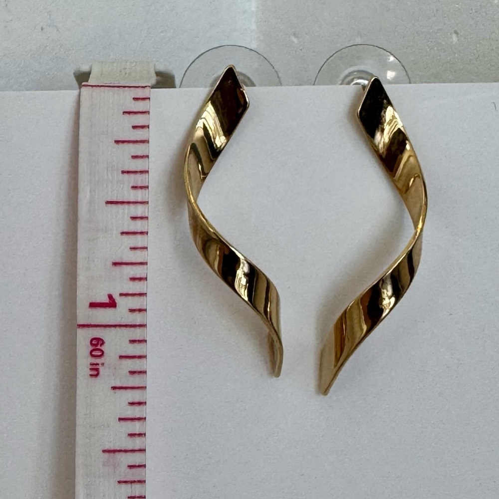 Gold Twisted Earrings